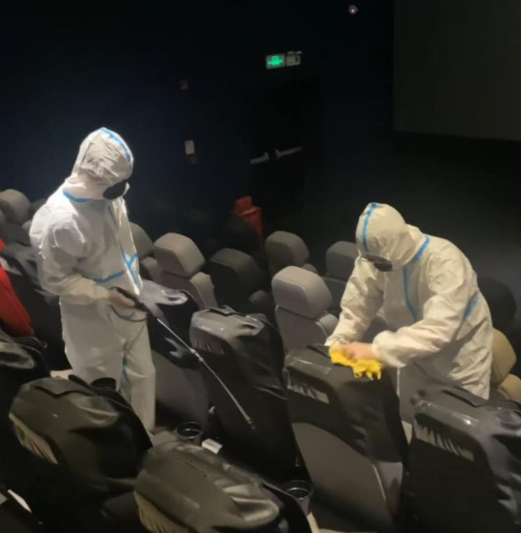 椅上布满白色虫卵当地影院回应不朽情缘正规网站女子发现座(图2)